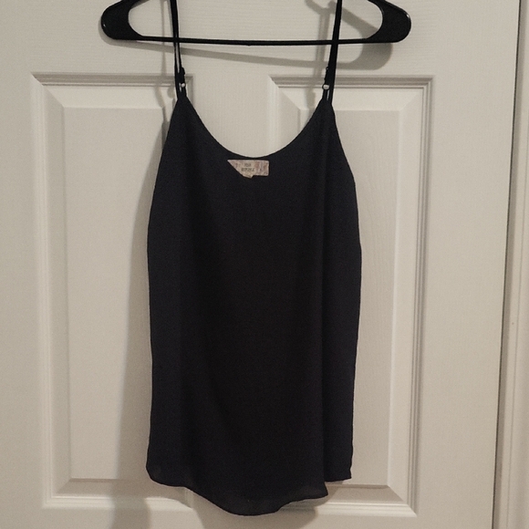 Pink Republic Black Sleeveless Fitted Camisole - Picture 1 of 2